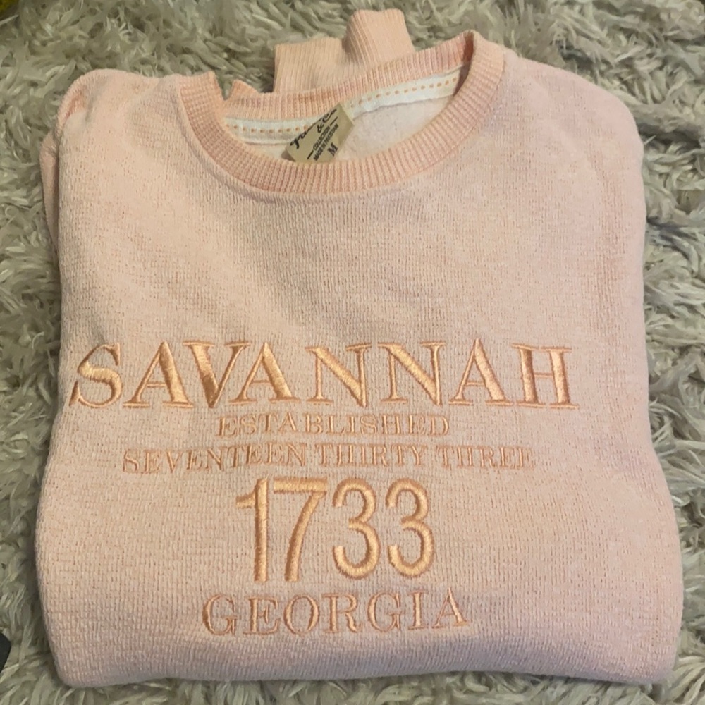 Pink Savannah GA sweatshirt